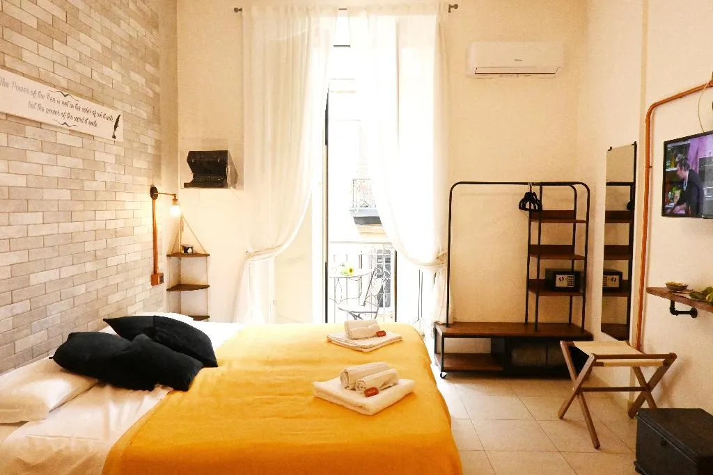 Double or Twin DELUXE Room, Napoli Cityscape, Naples
