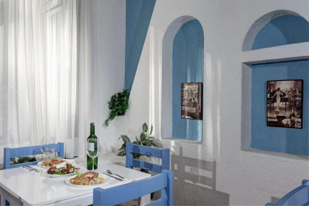Restaurant, Agrabella, Crete