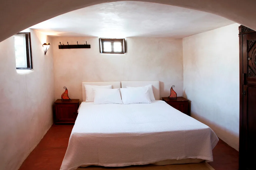 VILLA FIVE BEDROOMS Room, Villas & Mansions of Santorini Island, Santorini