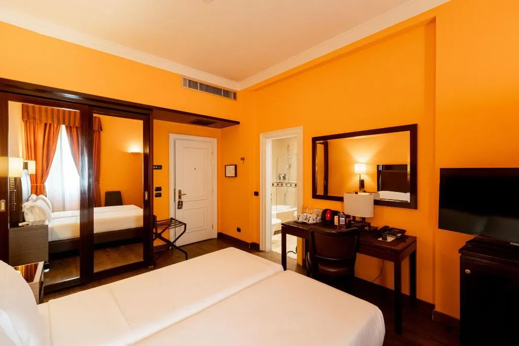 DOUBLE CLASSIC QUEEN BED Room, ALLEGROITALIA San Gallo Firenze, Florence