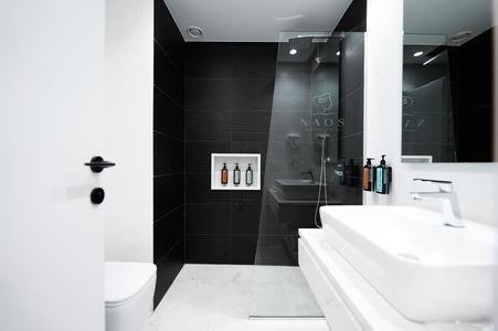 Naos Luxury Resort, Kavaje