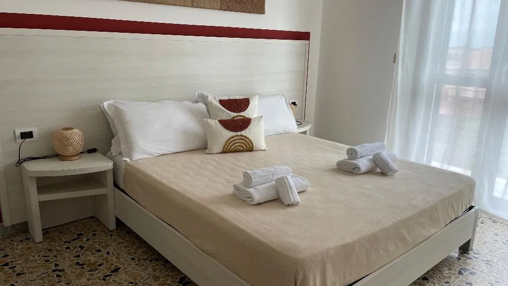 DOUBLE WITH BALCONY Room, Hotel Maluentu - Sardegna, Cagliari