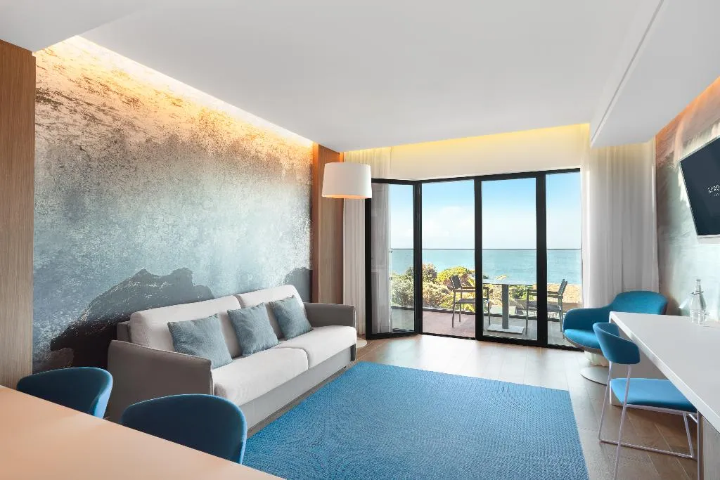 JUNIOR SUITE SEA VIEW Room, Eurostars Cascais, Lisbon
