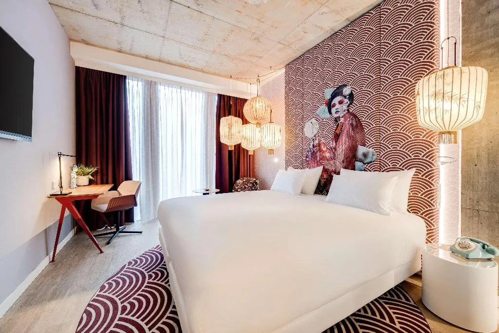 DOUBLE SINGLE USE SUPERIOR Room, nhow Amsterdam RAI, Amsterdam