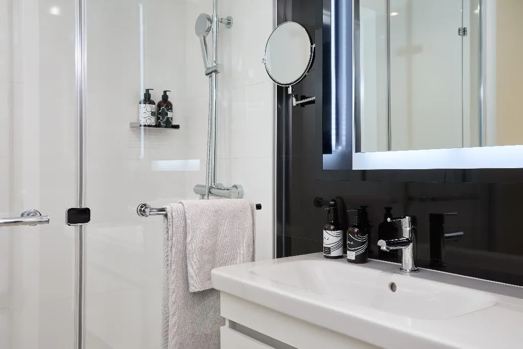 Double or Twin STANDARD Room, INNSiDE by Meliá Barcelona Apolo, Barcelona
