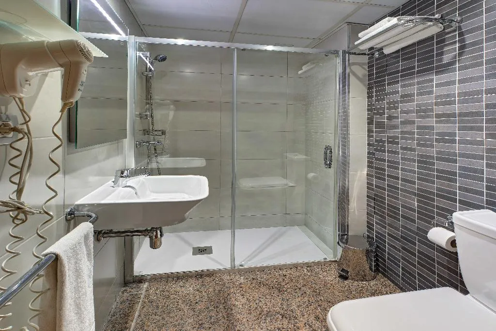 DOUBLE SINGLE USE STANDARD Room, Nuevo Triunfo, Barcelona