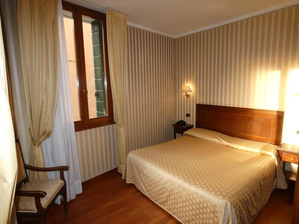 Double or Twin COMFORT Room, La Forcola, Venice