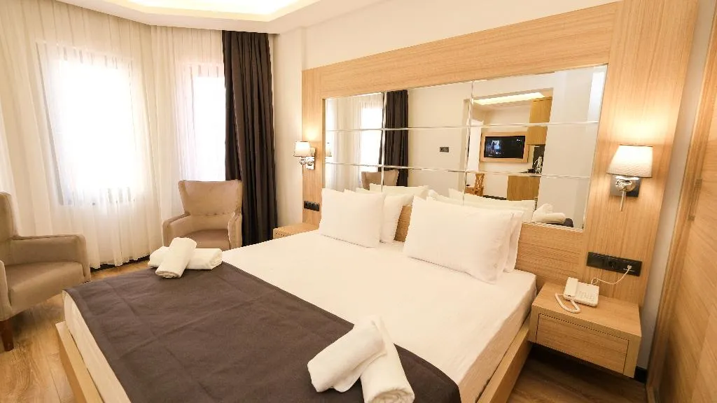 Double or Twin SUPERIOR ONE BEDROOM Room, Alesta Seaside Residence, Dalaman