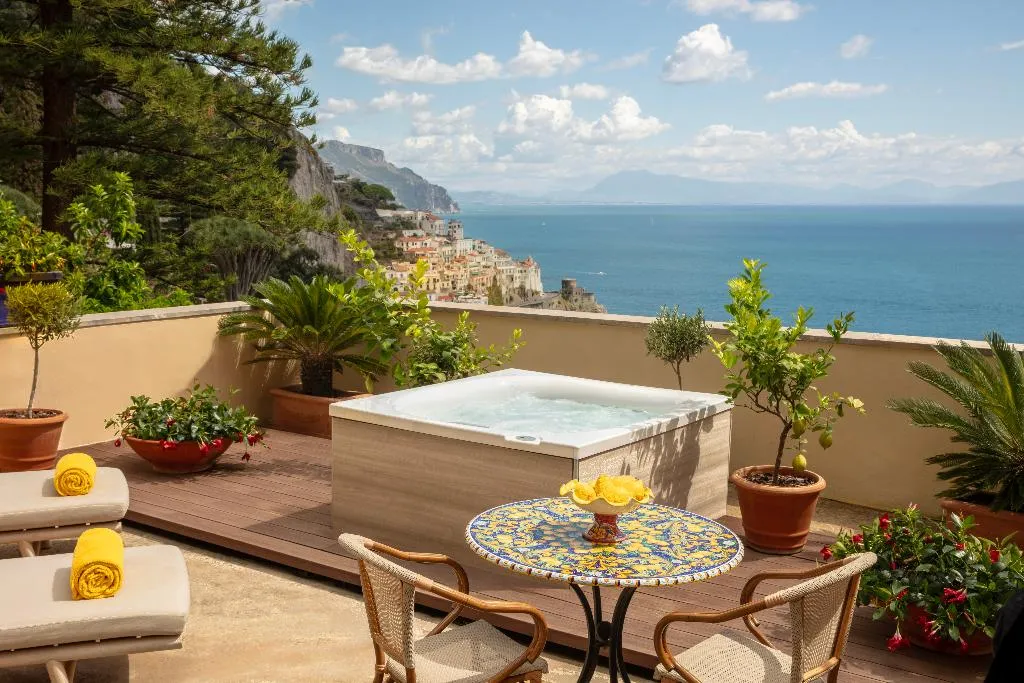 SUITE WITH TERRACE Room, Anantara Convento di Amalfi Grand Hotel, Naples