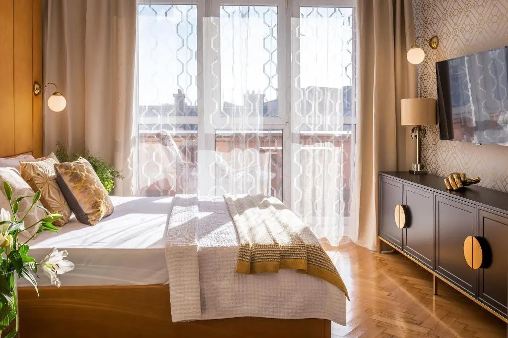 Room, Feniks Fragola Apartments, Krakow