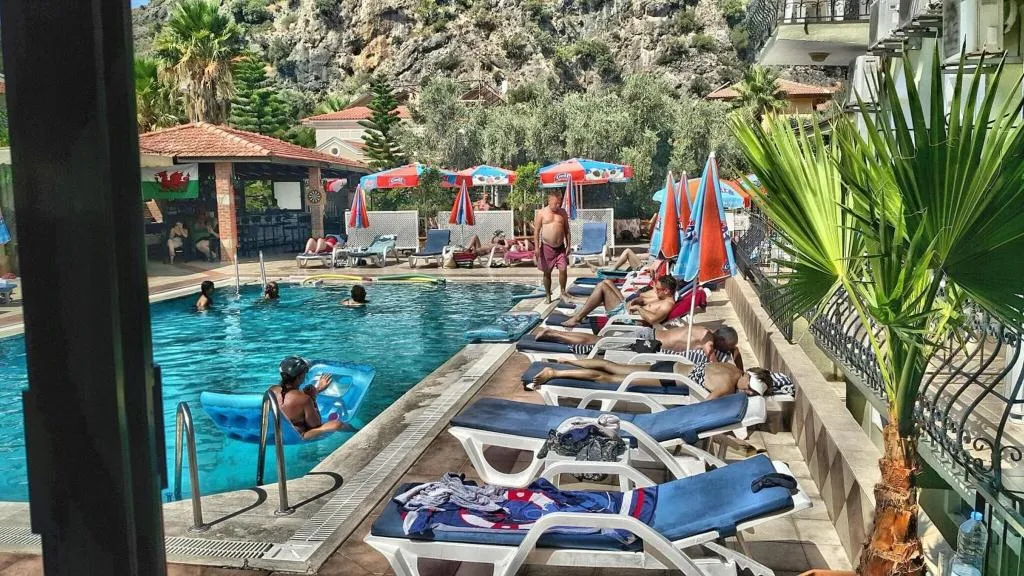 Pool, Grand Taner, Dalaman