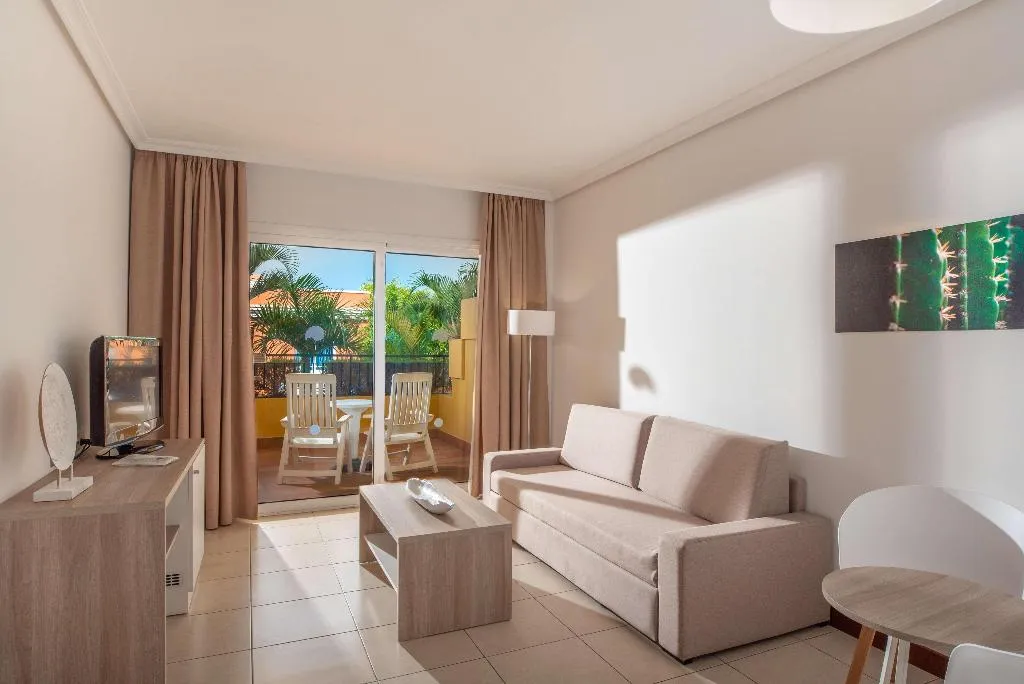 Room, Landmar Costa Los Gigantes Family Resort, Tenerife