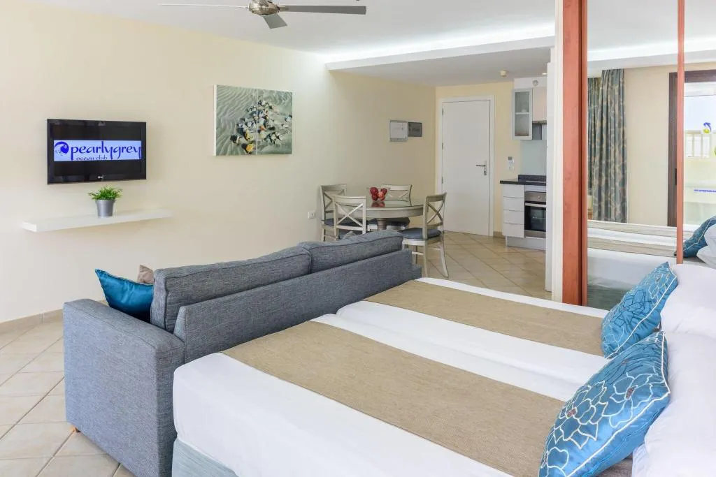 Room, Pearly Grey Ocean Club Apartments & Suites, Tenerife