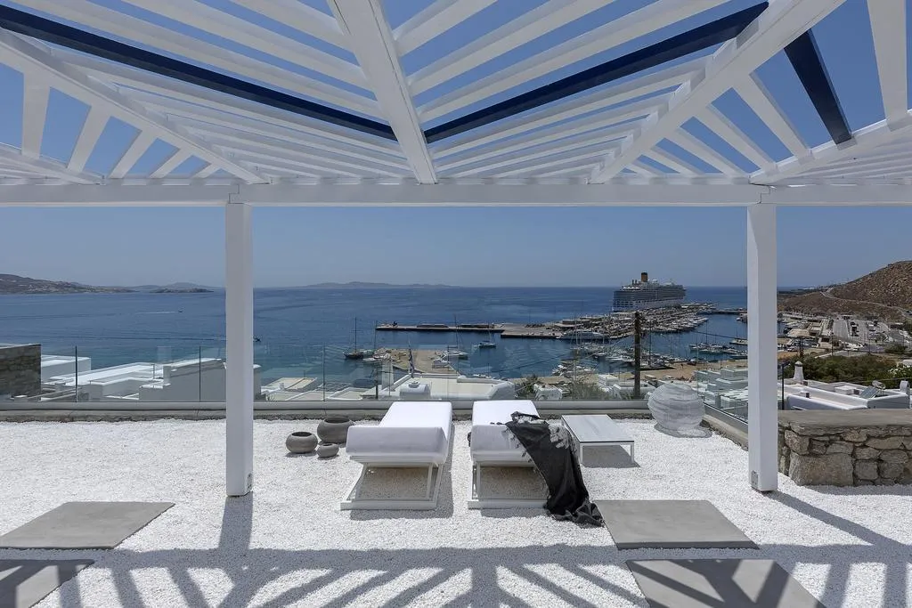 VILLA THREE BEDROOMS Room, Sea Line Villas, Mykonos