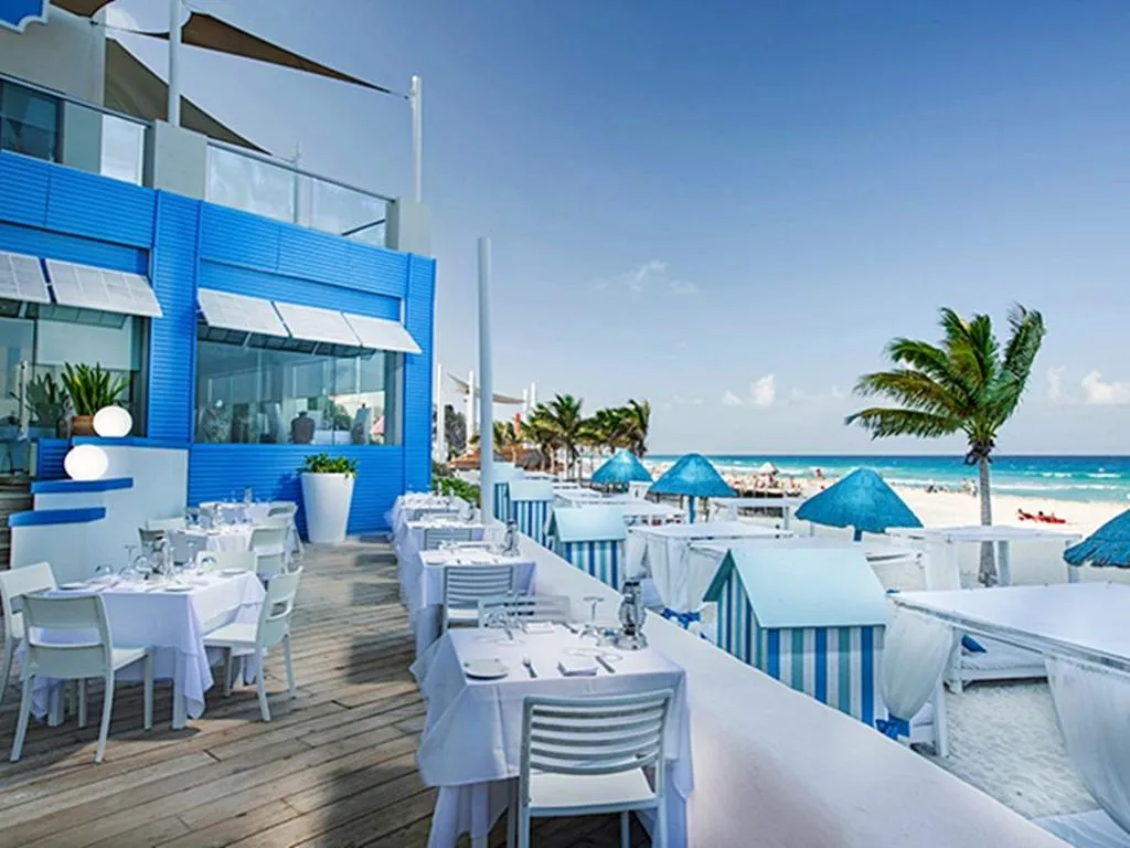 Restaurant, The Pyramid Cancun by Oasis, Cancun Area