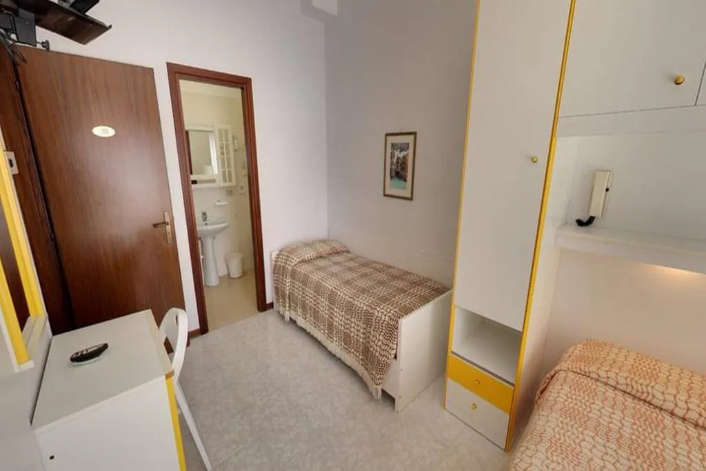 TRIPLE STANDARD Room, Malibran Jesolo, Venice