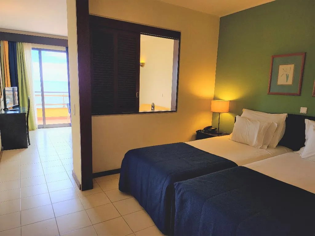 JUNIOR SUITE SEA VIEW Room, Cais da Oliveira, Madeira