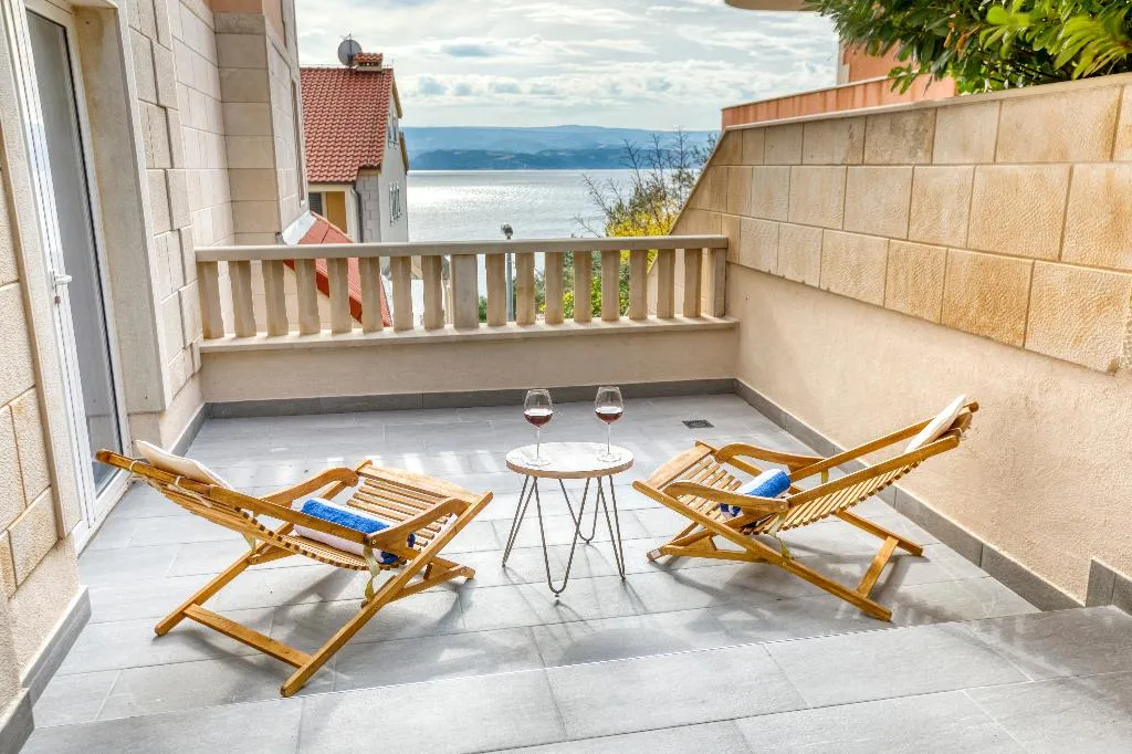 APARTMENT SEA VIEW WITH BALCONY Room, Villa Miramar, Split