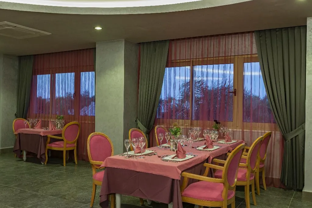 Restaurant, Royal Taj Mahal, Antalya