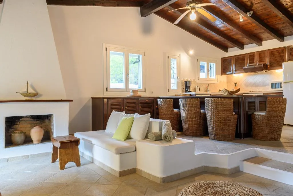 VILLA DELUXE SEA VIEW Room, Skiathos Holidays Hotel, Skiathos