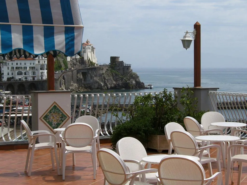 Bar, La Bussola, Naples