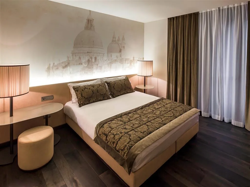 Room, Hyatt Centric Murano Venice, Venice