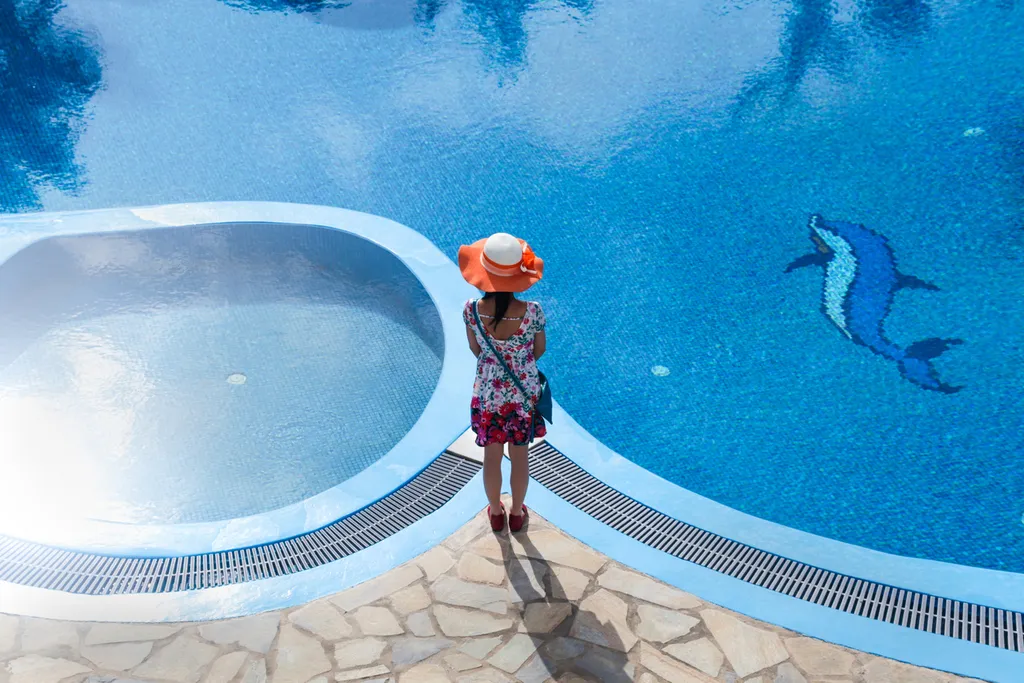 Pool, Maistros Village, Santorini