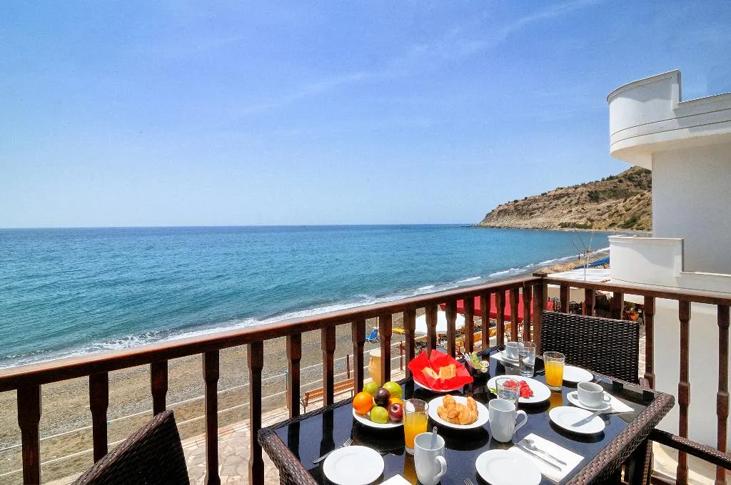 Room, Myrtos Mare Suites, Crete