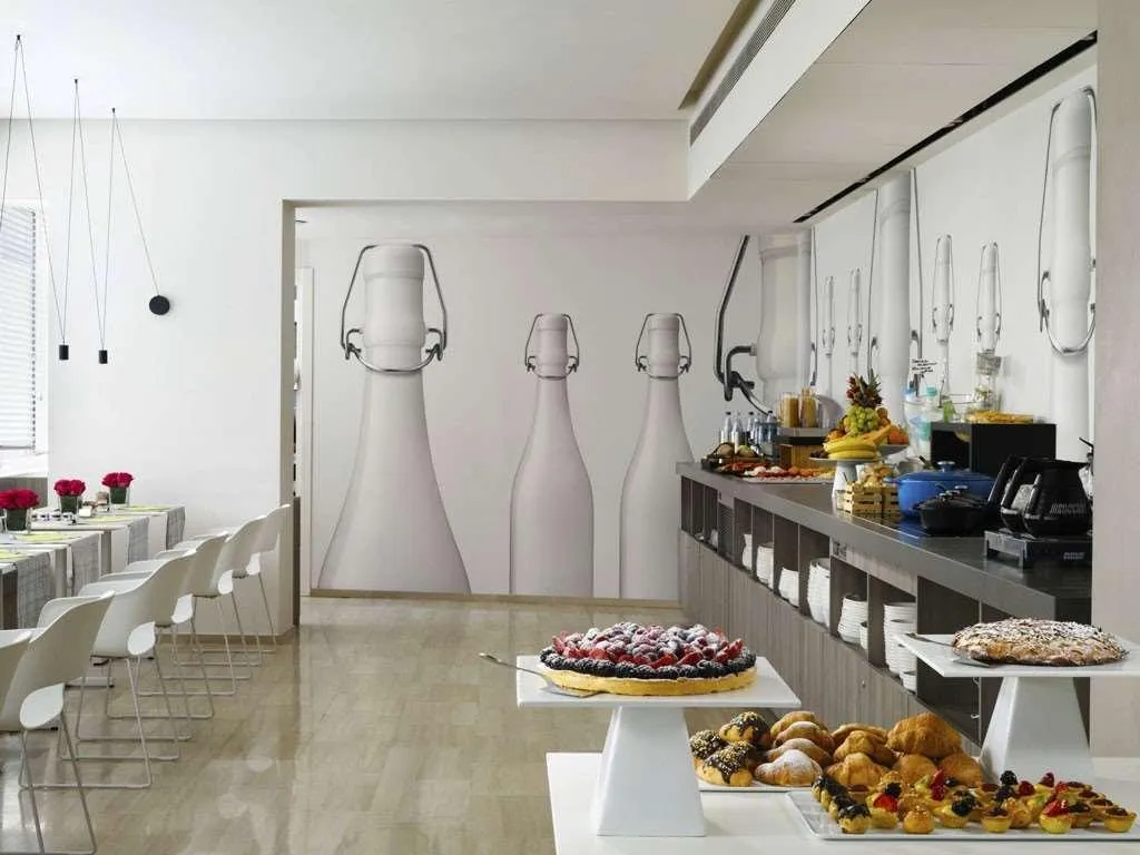 Restaurant, Hotel Glance In Florence, Florence
