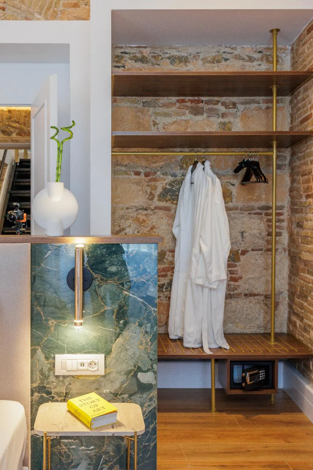 SUITE WITH JACUZZI Room, La Divina, Athens