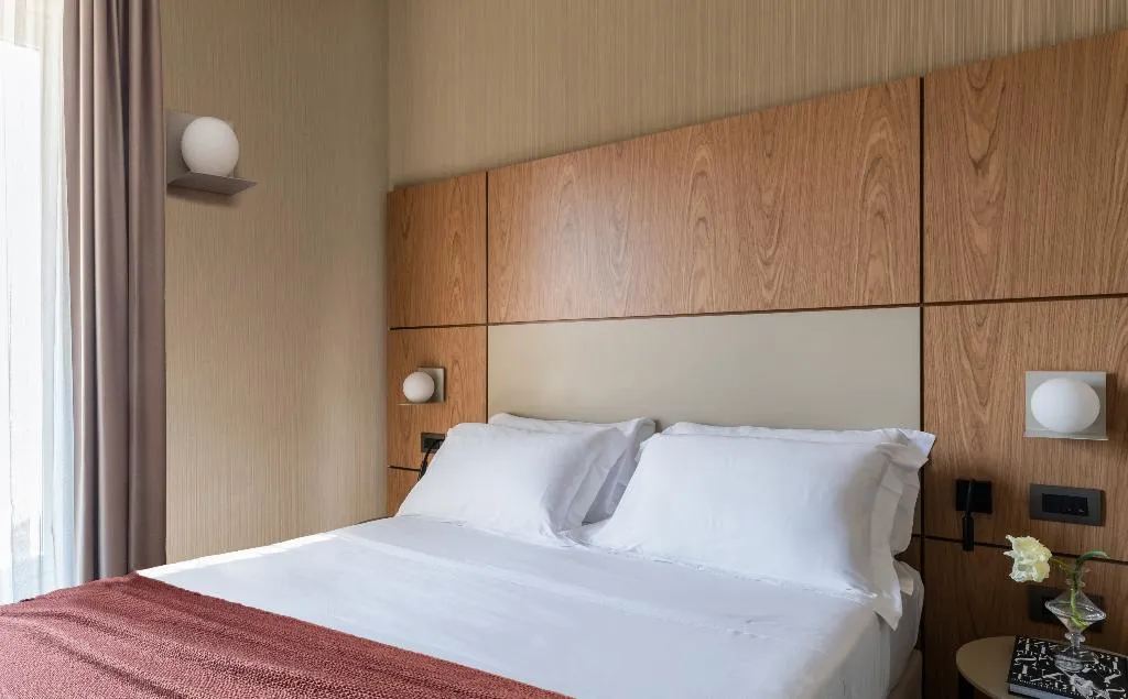 DOUBLE PREMIER SUPERIOR Room, Hotel Cristoforo Colombo – Preferred Hotels & Res, Milan