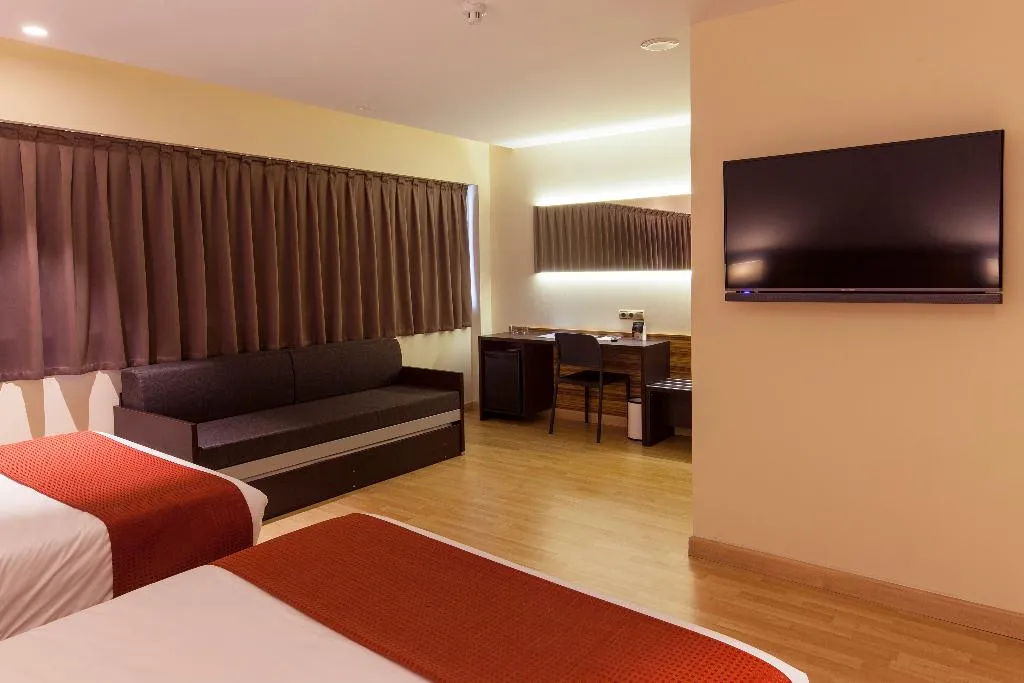 FAMILY ROOM STANDARD Room, Port Elche, Costa Blanca