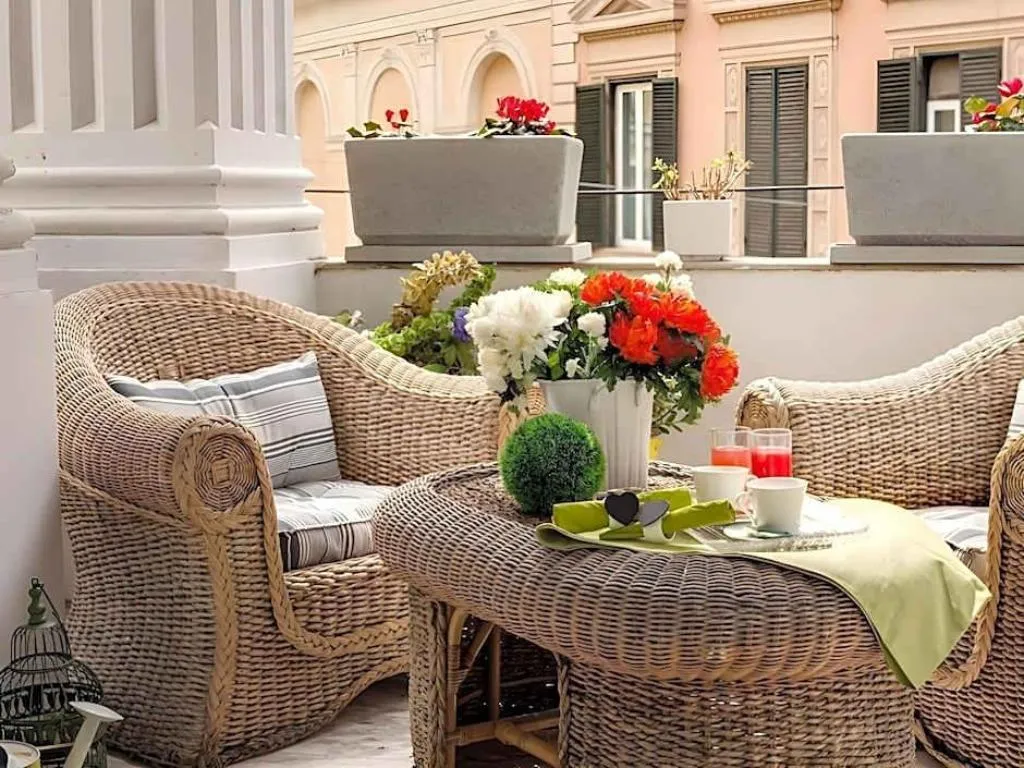 Room, Le Petit, Rome