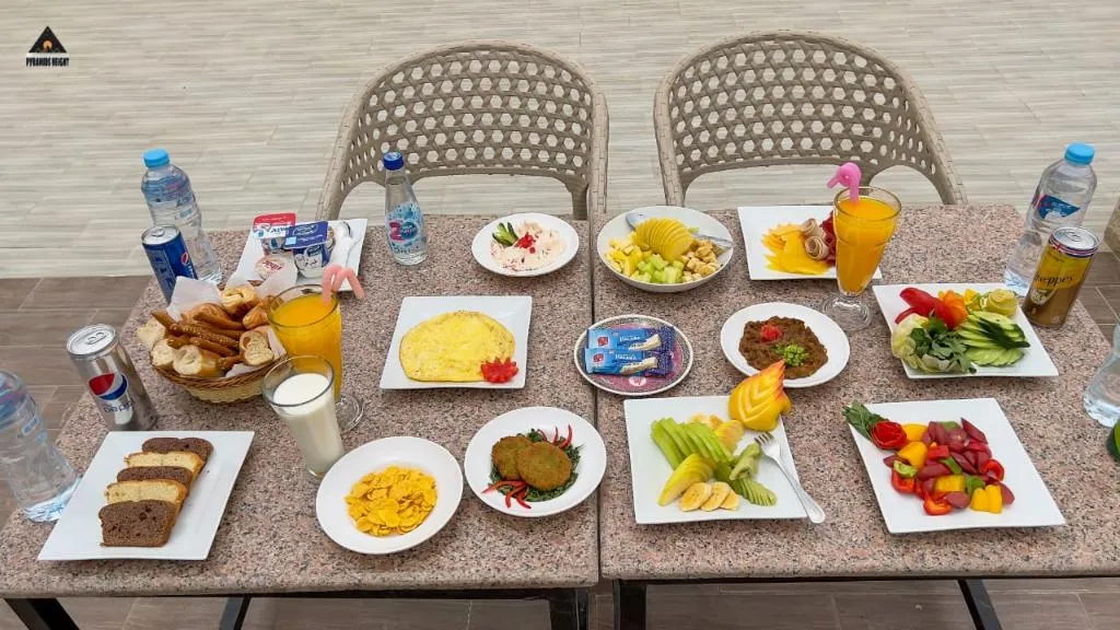 Restaurant, Pyramids Height Hotel, Cairo
