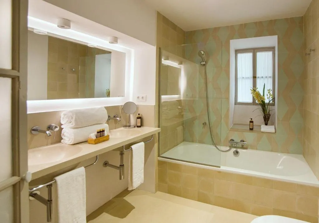 Room, Canavall, Majorca