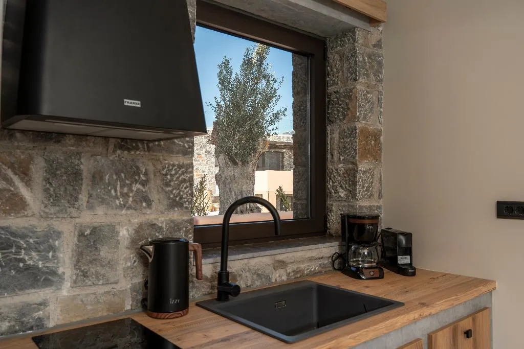 SUITE TWO BEDROOMS Room, Volta Seaside Boutique Hotel, Crete