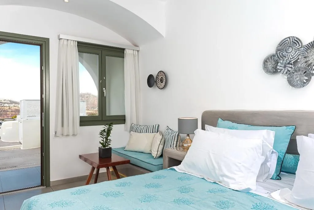 Room, Elements of Caldera Suites, Santorini