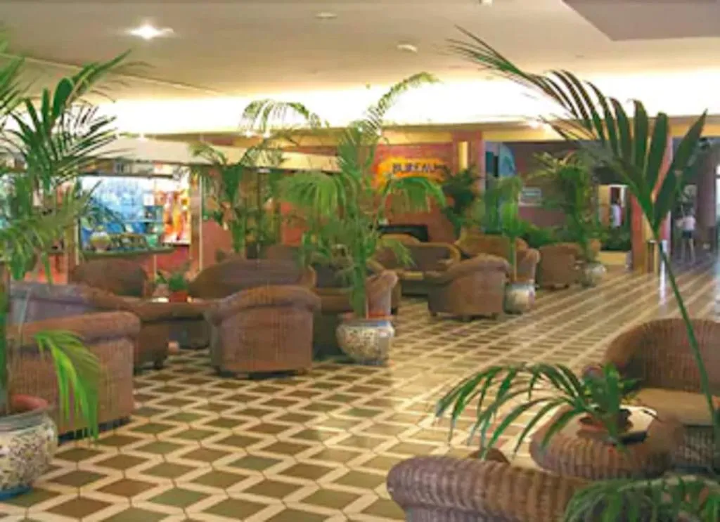 Lobby, MClub Cala Regina, Catania