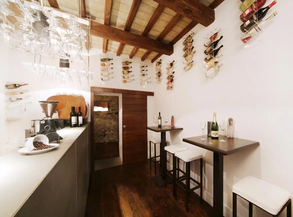 Bar, Griffin's Resort, Perugia