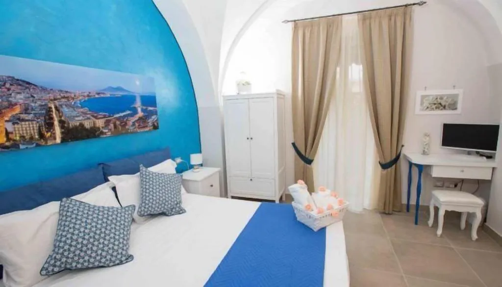 Room, Chiaia Suites, Naples