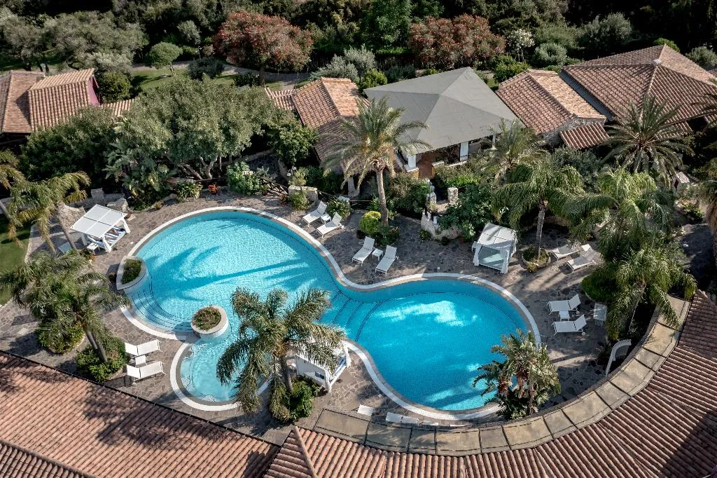 Pool, Cruccuris Resort, Cagliari