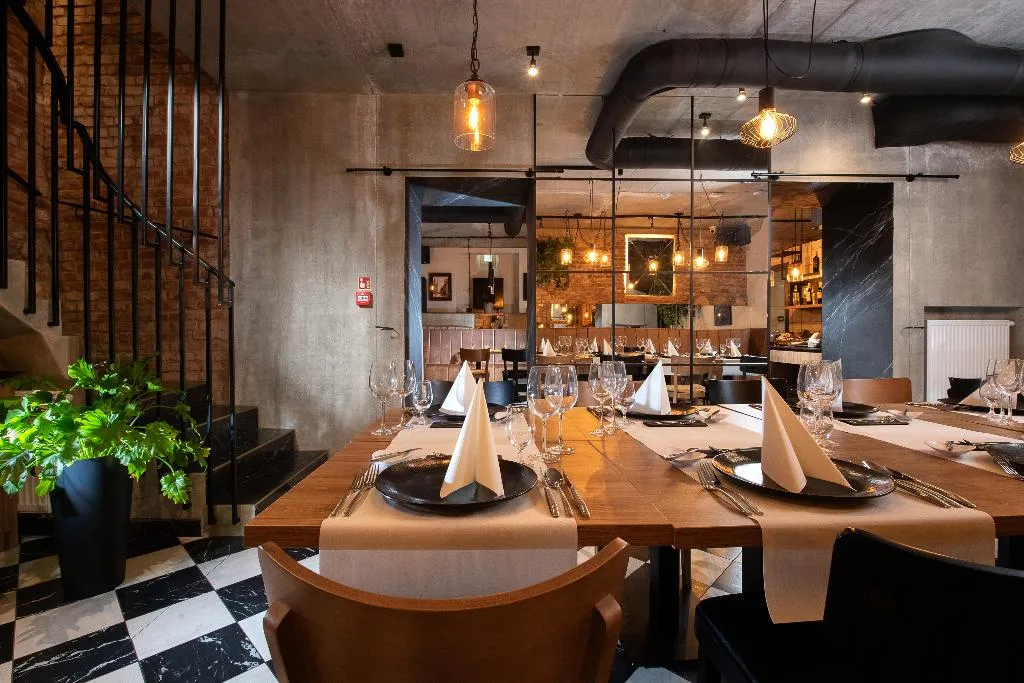 Restaurant, M29, Krakow