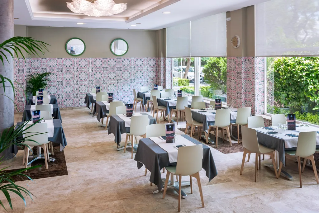 Restaurant, Cye Holiday Centre, Costa Dorada