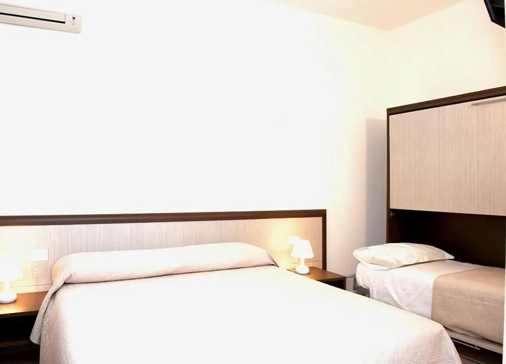 Room, Il Nespolo Fiorito, Olbia