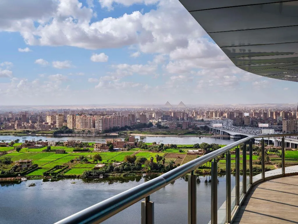 SUITE GRAND Room, Hilton Cairo Nile Maadi, Cairo