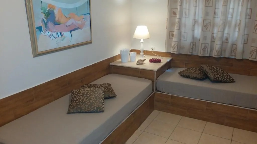 Room, Blue Sky Apartments, Crete