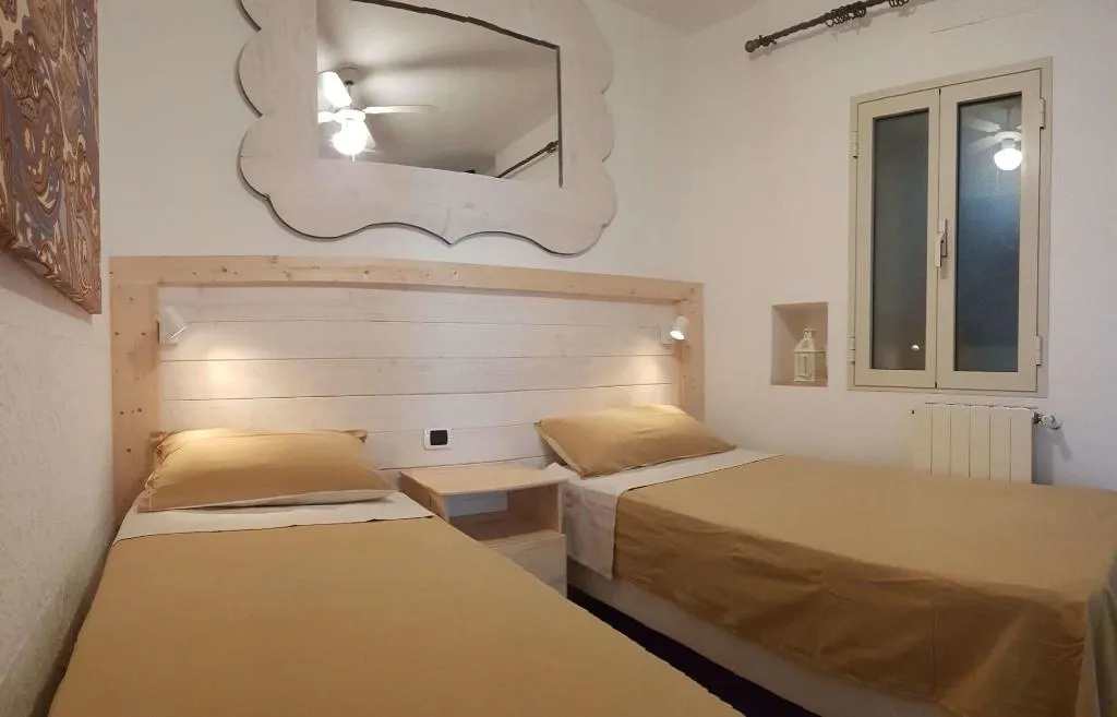 Room, B&B Casa Derosas, Olbia