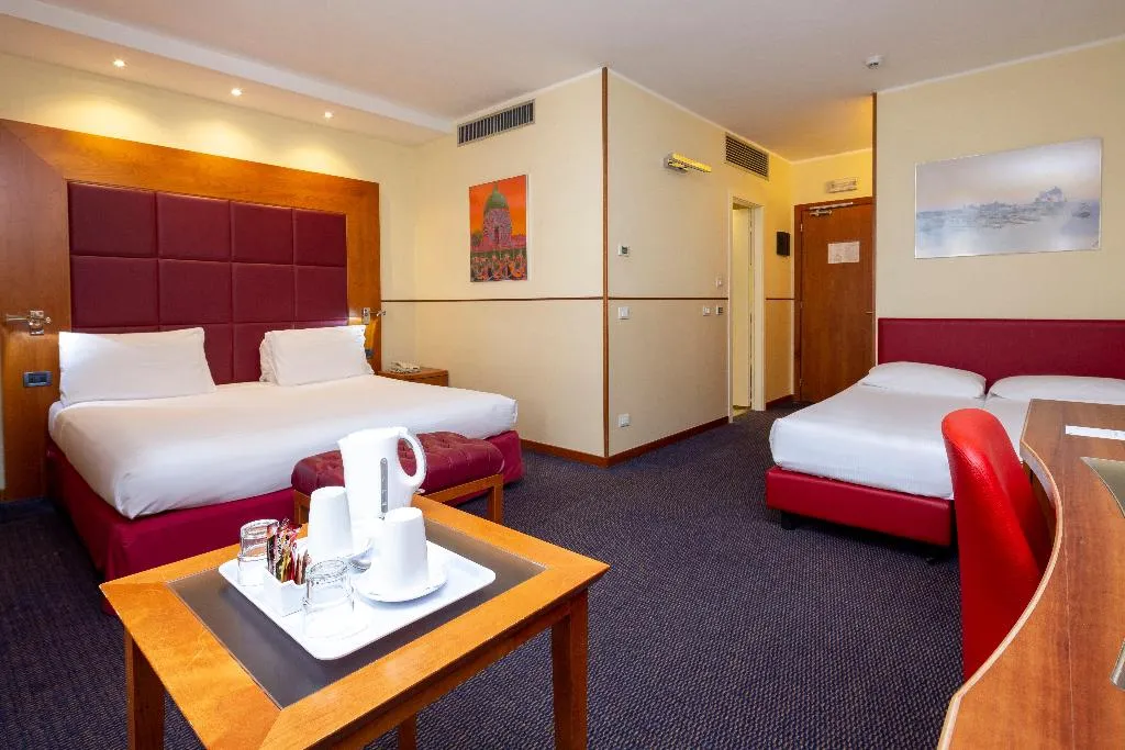 FAMILY ROOM STANDARD Room, Crowne Plaza Venice East Quarto D'altino, Venice