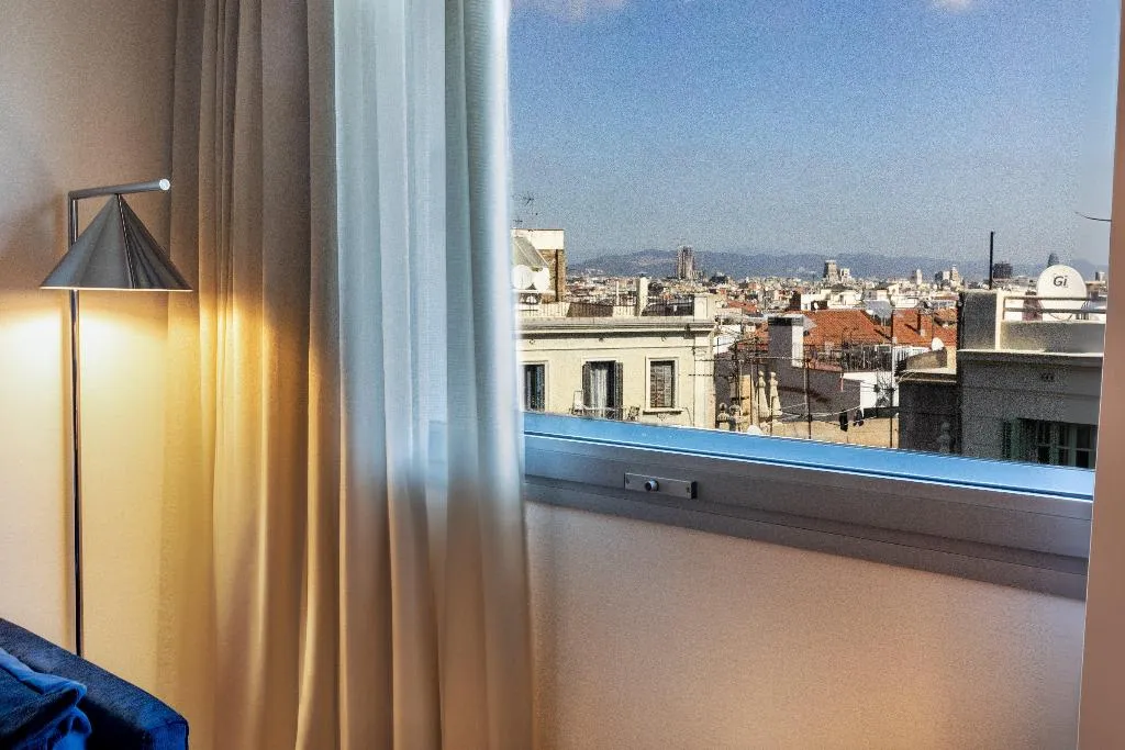 TWIN CLASSIC CITY VIEW Room, InterContinental Barcelona, Barcelona