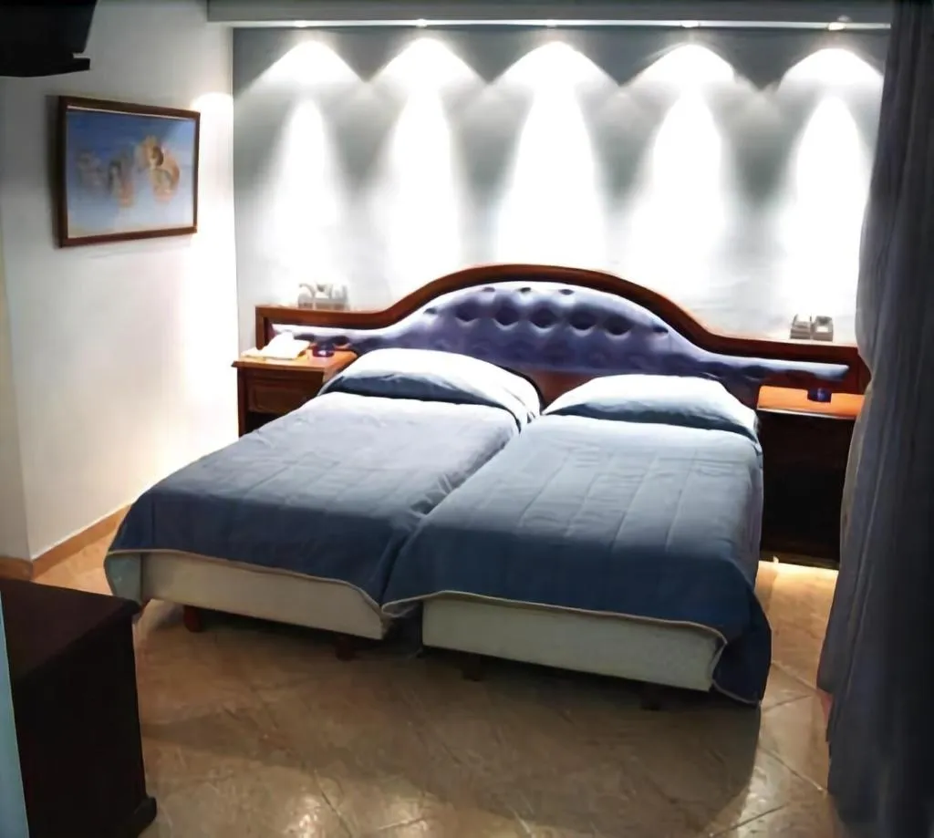 Room, Filippos, Halkidiki